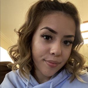 Meet your Posher, Rocio